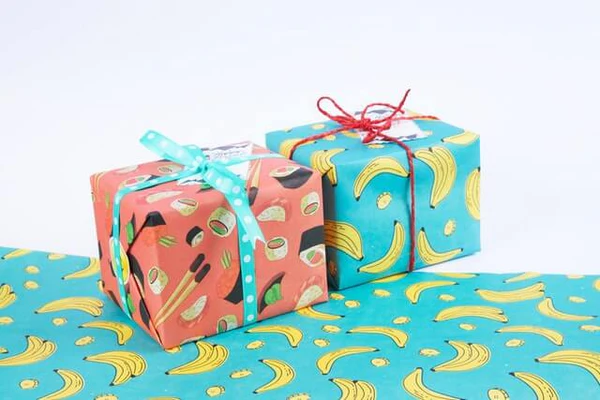 Graphics with Graphics-Gift Wrapping