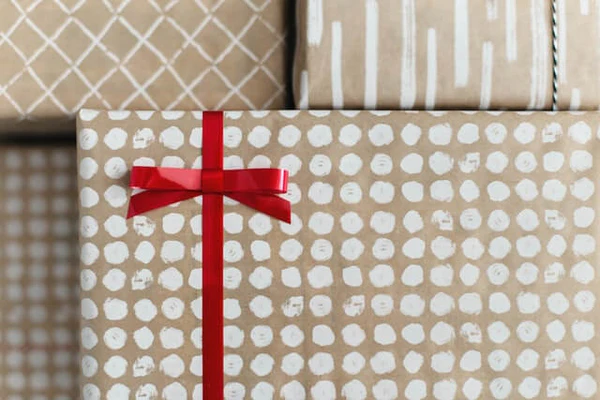 Dotty Gift Wrap